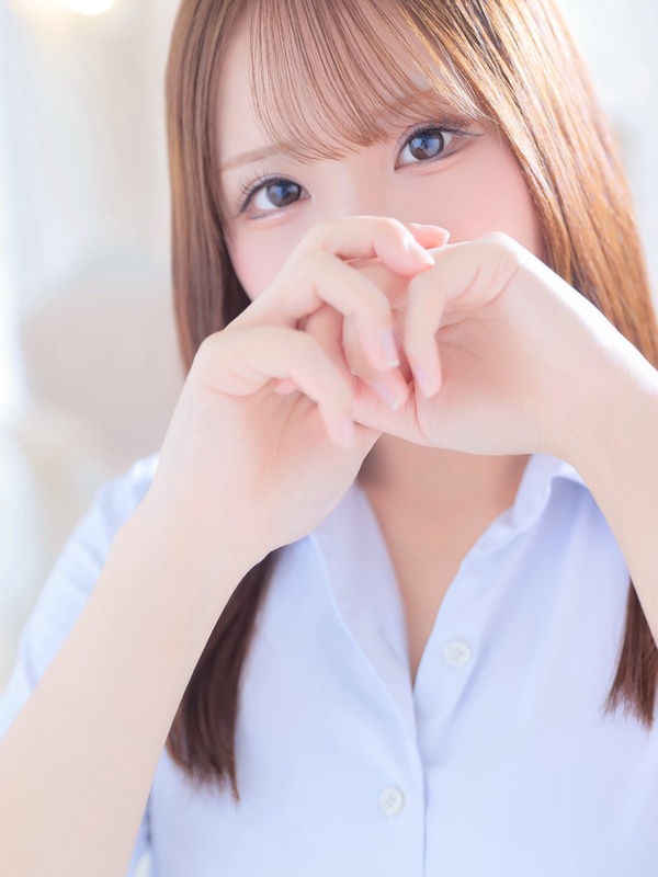 中条　ゆら